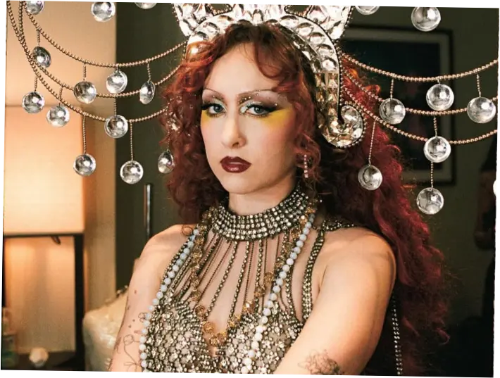 Insiden Chappell Roan: Kasus Penganiayaan yang Menggemparkan Dunia Hiburan