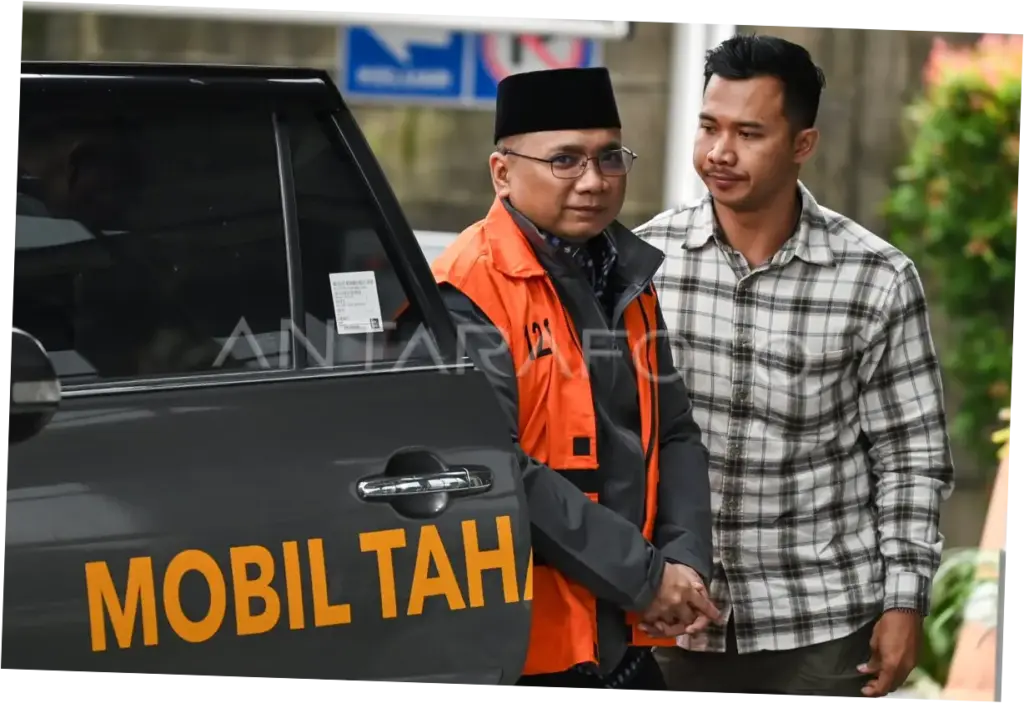 Yaqut Cholil Qoumas: Kisah Tahanan Rumah yang Penuh Kontroversi
