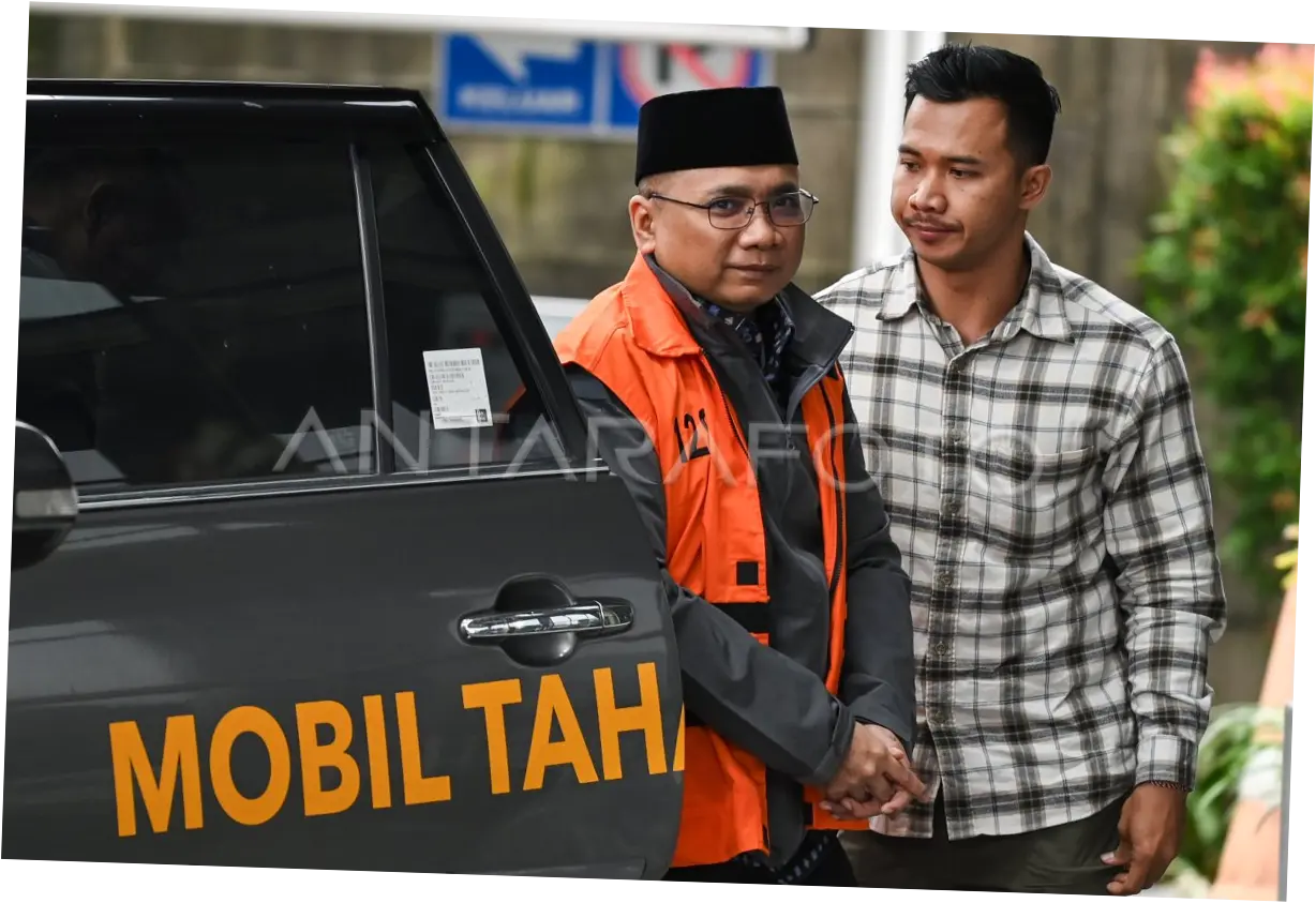 Yaqut Cholil Qoumas: Kisah Tahanan Rumah yang Penuh Kontroversi