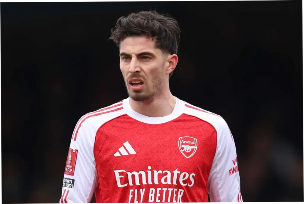 Arsenal Siap Melepas Gabriel Jesus untuk Membiayai Transfer Julian Alvarez