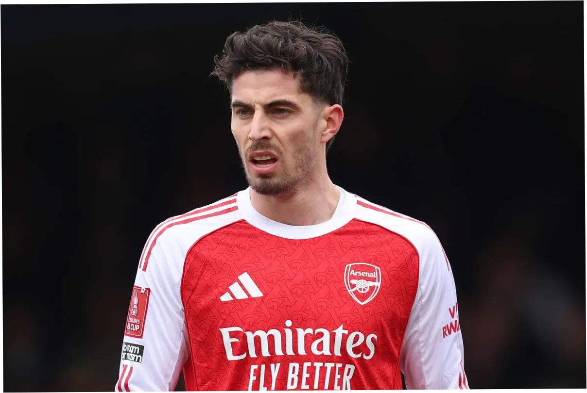 Arsenal Siap Melepas Gabriel Jesus untuk Membiayai Transfer Julian Alvarez