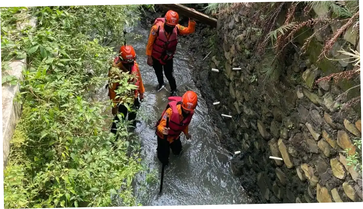 Bocah 4 Tahun yang Hanyut di Kali Bogor Ditemukan Meninggal Dunia