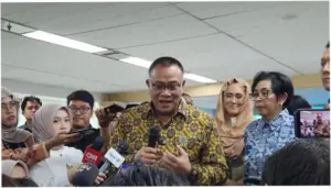 Menteri LH Jumhur Hidayat Target 2028 Masalah Pengelolaan Sampah Selesai