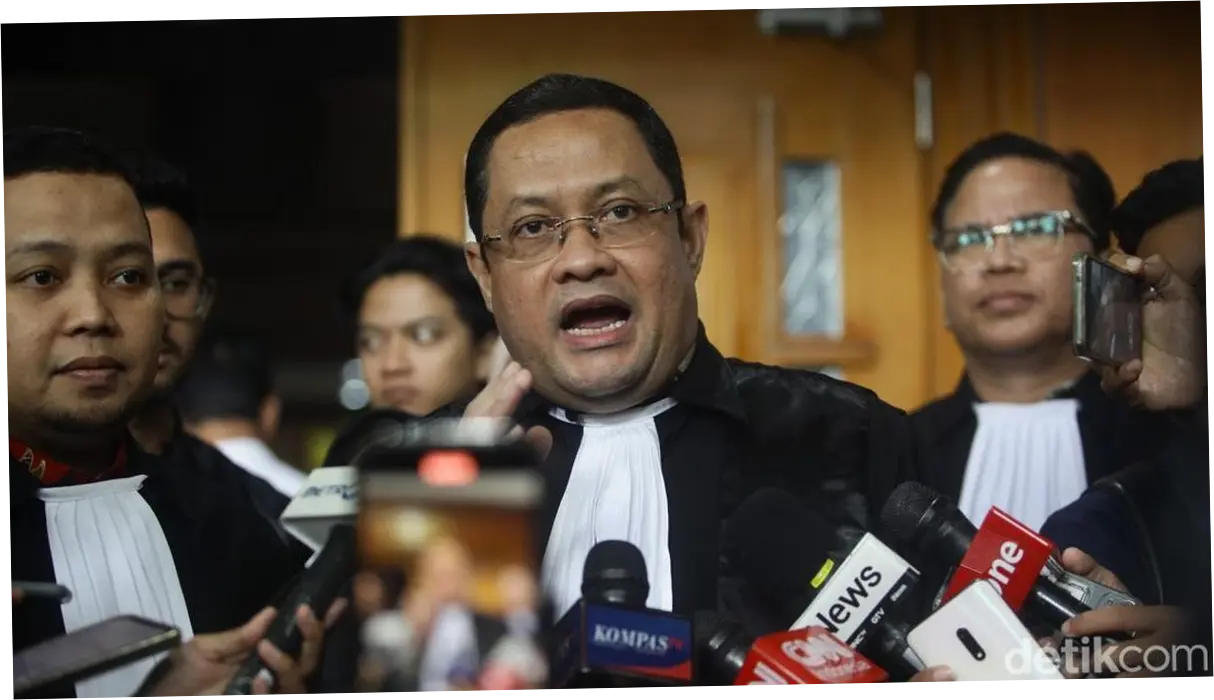 Pengacara Nadiem Ungkap Alasan Kompak Tak Hadir di Sidang Chromebook