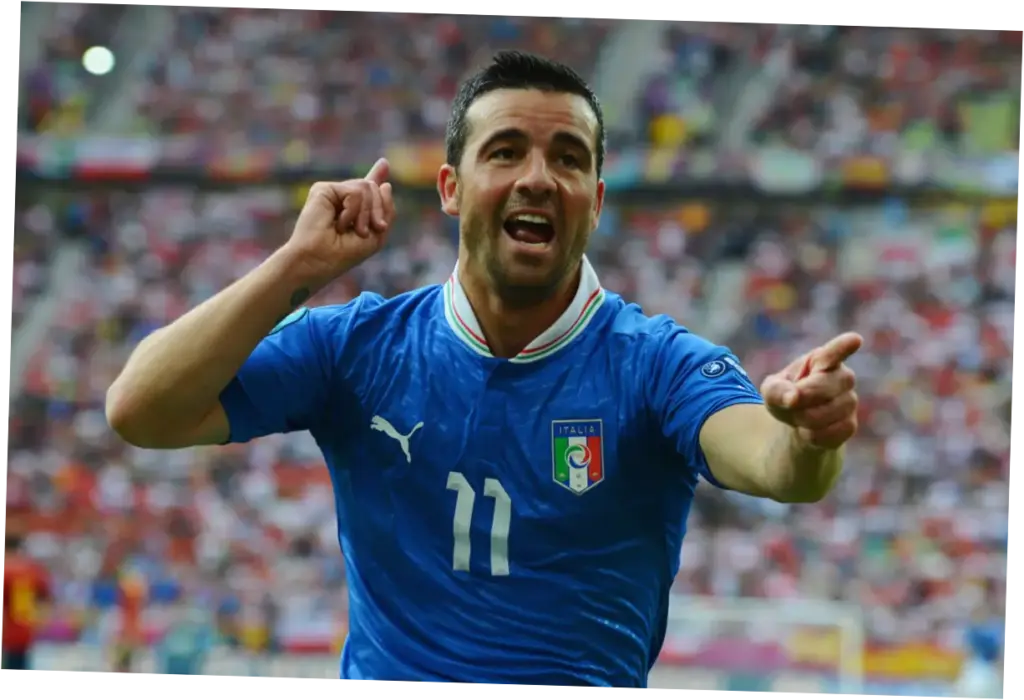 Pio Esposito: Bintang Muda Italia yang Mengharumkan Nama Napoli