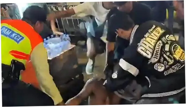 Pria Dipukuli di Bogor Gegara Banting Gitar Pengamen Usai Tak Diberi Uang