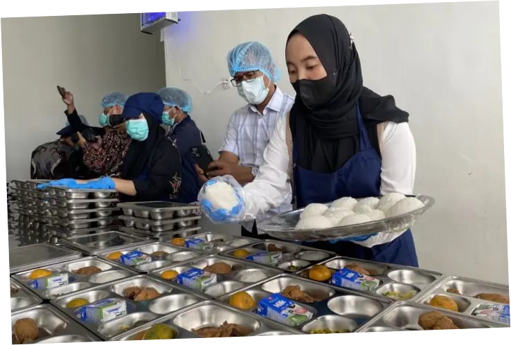 Program Makan Bergizi Gratis, Solusi untuk Mengatasi Masalah Gizi di Indonesia