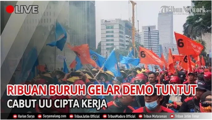 Ribuan Buruh Gelar Demo Depan DPR, Tuntut Sahkan UU Ketenagakerjaan