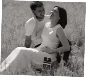 Taylor Lautner dan Istri Mengumumkan Kehamilan Anak Pertama, Inilah Fakta Menarik Tentang Mereka