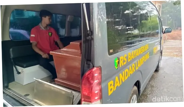 Gugur Ditembak Curanmor, Brigadir Arya Naik Pangkat Jadi Bripka Anumerta
