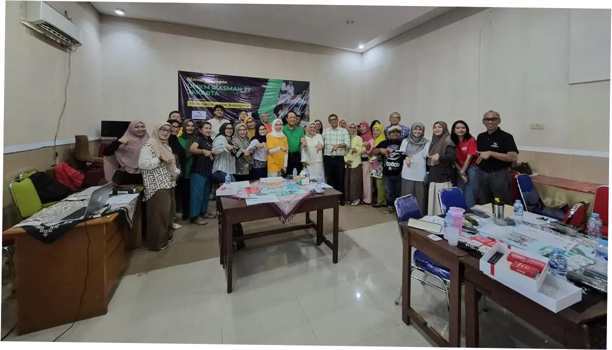 Ikatan Alumni SMAN 37 Jakarta Latih UMKM Baca Risiko & Kelola Keuangan