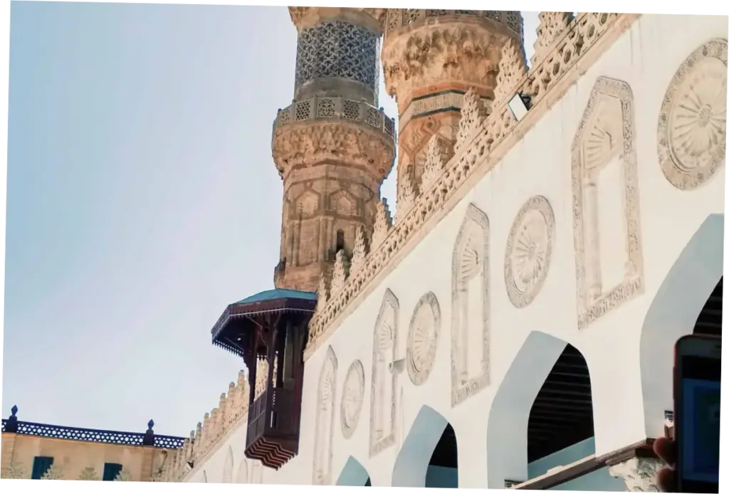 Inovasi Masjid Al Azhar: Menggunakan Besek Bambu untuk Distribusi Daging Kurban Idul Adha 2026