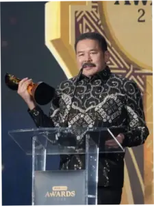 Jaksa Agung ST Burhanuddin Raih Penghargaan Luar Biasa dari Anugerah Komjak