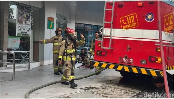 Kebakaran Gedung Layanan Jantung RSUD dr Soetomo, 1 Pasien Meninggal