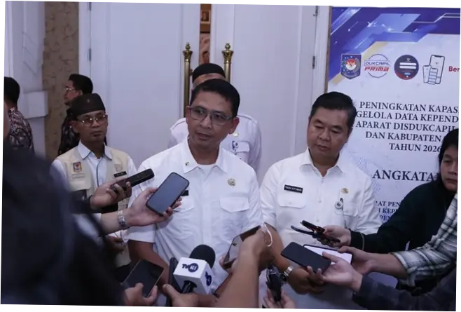 Kemendagri Perluas Pemanfaatan IKD, Warga Akses Layanan Tanpa Fotokopi KTP