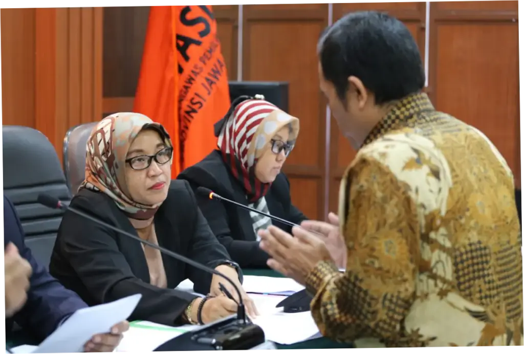 KPU Diadukan ke DKPP Terkait Penggunaan Heli saat Kunker