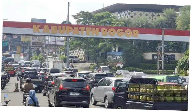 Long Weekend, 10 Ribu Kendaraan Menuju Puncak Bogor Pagi Ini