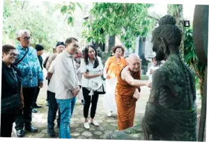 Menteri Kebudayaan Perkuat Komitmen Pelestarian Borobudur sebagai Living Heritage