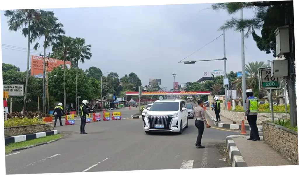 One Way ke Jakarta Diterapkan di Puncak Bogor Libur Long Weekend Siang Ini