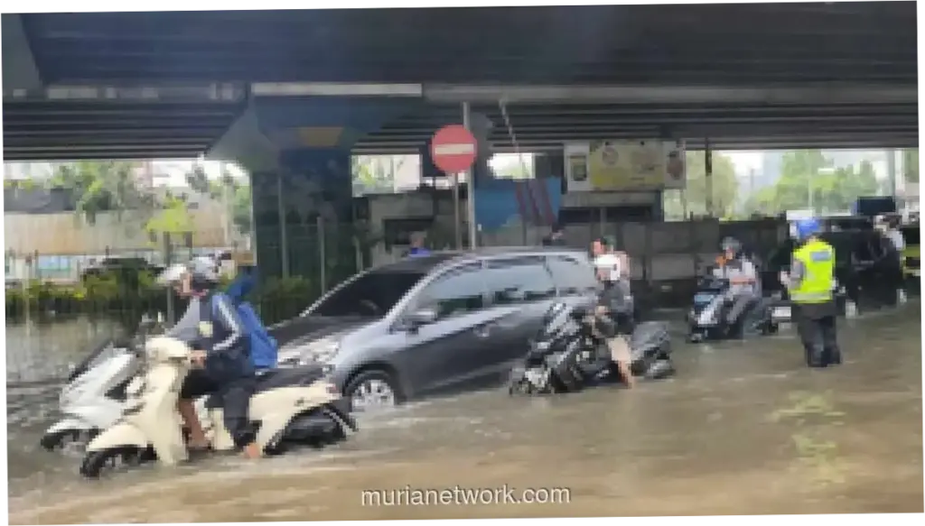 Pemkot Jakbar Bangun Saluran Air Paralel ke Kali Angke, Target Rampung 4 Bulan