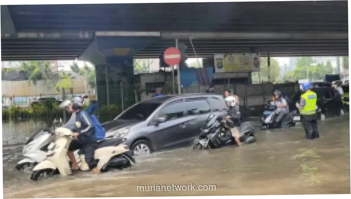 Pemkot Jakbar Bangun Saluran Air Paralel ke Kali Angke, Target Rampung 4 Bulan