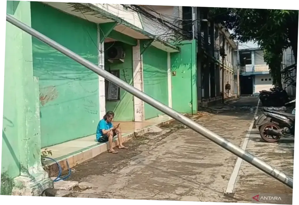 Polisi Buru Komplotan Curanmor Bersenjata Api di Kebon Jeruk Jakbar