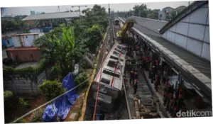 Polisi Sudah Periksa 39 Saksi Terkait Tabrakan Kereta di Stasiun Bekasi Timur