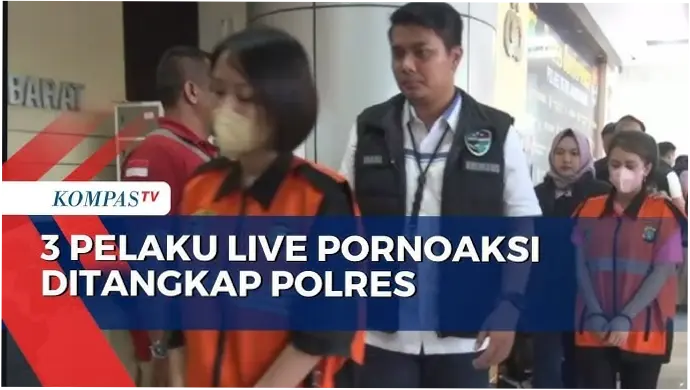 Polisi Tangkap Wanita Pornoaksi Saat Live TikTok di Sidrap