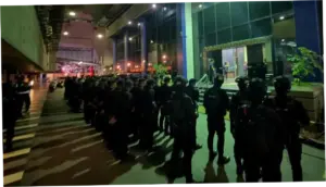 Puluhan Personel Brimob Berjaga Ketat di Kawasan Hayam Wuruk Jakarta, Ada Apa?