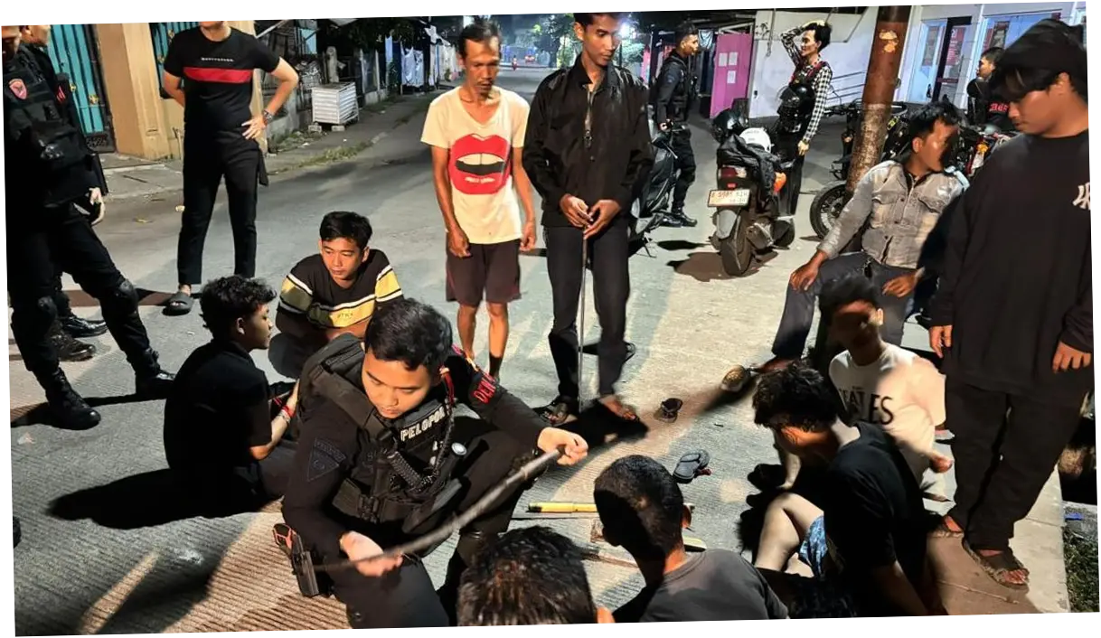 2 Pemuda di Bekasi Ditangkap Polisi saat Hendak Tawuran, Sajam Disita