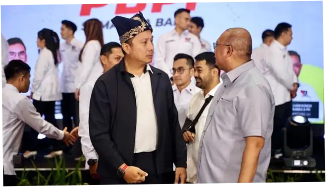 Andre Rosiade Hadiri Pelantikan PBPI Sumbar, Siapkan 2 Turnamen Padel Setahun