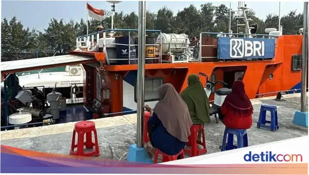 Bank Terapung di Pulau Tidung: Membuka Akses Keuangan untuk Warga