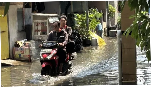 Biang Kerok Banjir Kepung Surabaya Saat Musim Kemarau