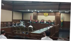 Eks Pejabat Bea Cukai Dikenalkan Anggota BPK ke Bos Blueray, Bahas Hal Ini