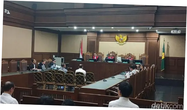 Eks Pejabat Bea Cukai Dikenalkan Anggota BPK ke Bos Blueray, Bahas Hal Ini