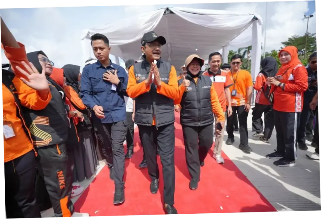Gus Ipul Pimpin Ikrar Ribuan Petugas Sensus Ekonomi di Sumsel