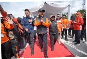 Gus Ipul Pimpin Ikrar Ribuan Petugas Sensus Ekonomi di Sumsel