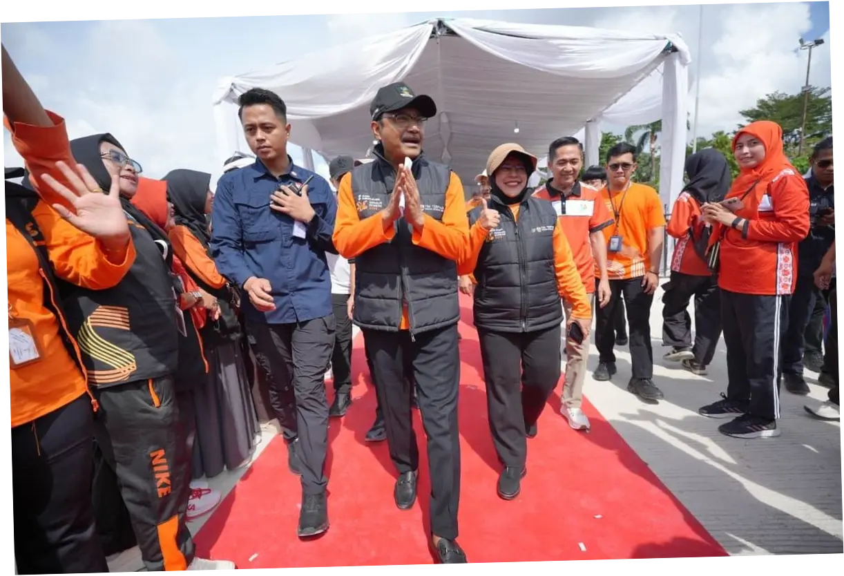 Gus Ipul Pimpin Ikrar Ribuan Petugas Sensus Ekonomi di Sumsel