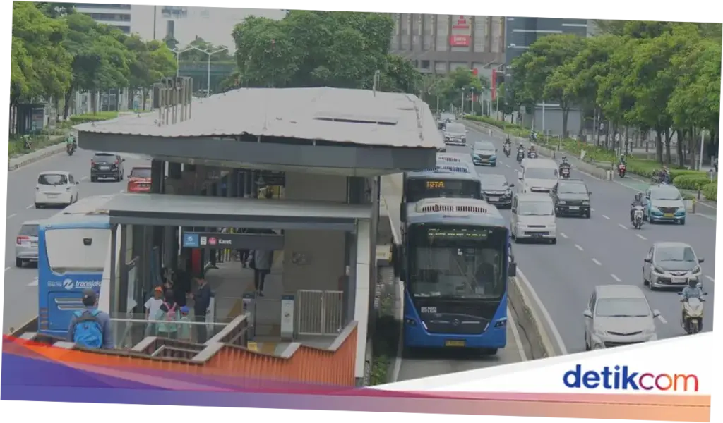 Halte TransJ Kebon Sirih-Bunsen Tak Beroperasi Saat Yellow Run Minggu Pagi