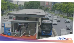 Halte TransJ Kebon Sirih-Bunsen Tak Beroperasi Saat Yellow Run Minggu Pagi