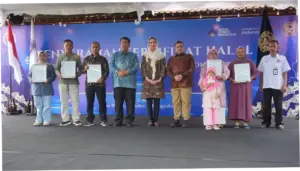 Kemenpar Puji BPJPH Fasilitasi 31.548 Sertifikat Halal UMK Desa Wisata