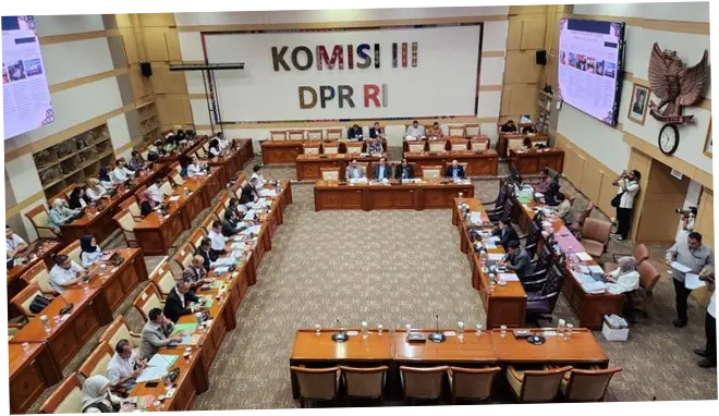 MA Usul Tambah Anggaran Rp 10,3 T untuk Perbaikan Infrastruktur