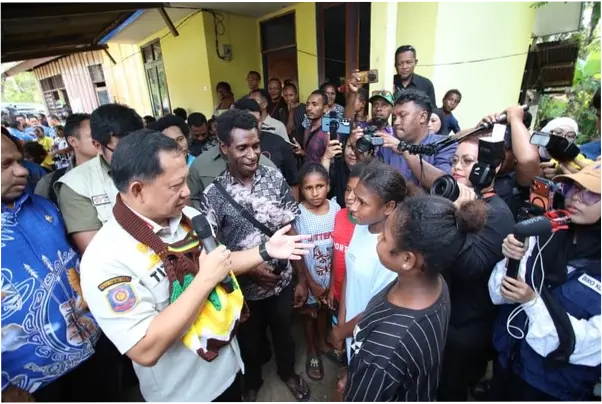 Mendagri Cek Bantuan Stimultan Perumahan Swadaya di Papua