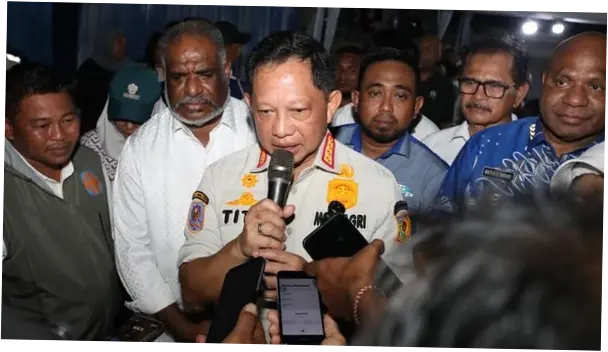 Mendagri Dorong Kolaborasi Swasta Atasi Perumahan Rakyat Papua