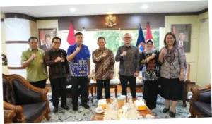 Mendagri Minta Daerah Perbanyak Nobar Piala Dunia demi Gerakkan Ekonomi