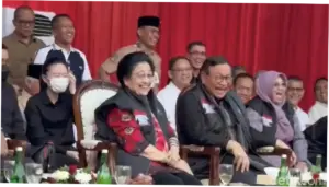 Momen Megawati Tertawa Saksikan Lomba Impersonate Dirinya