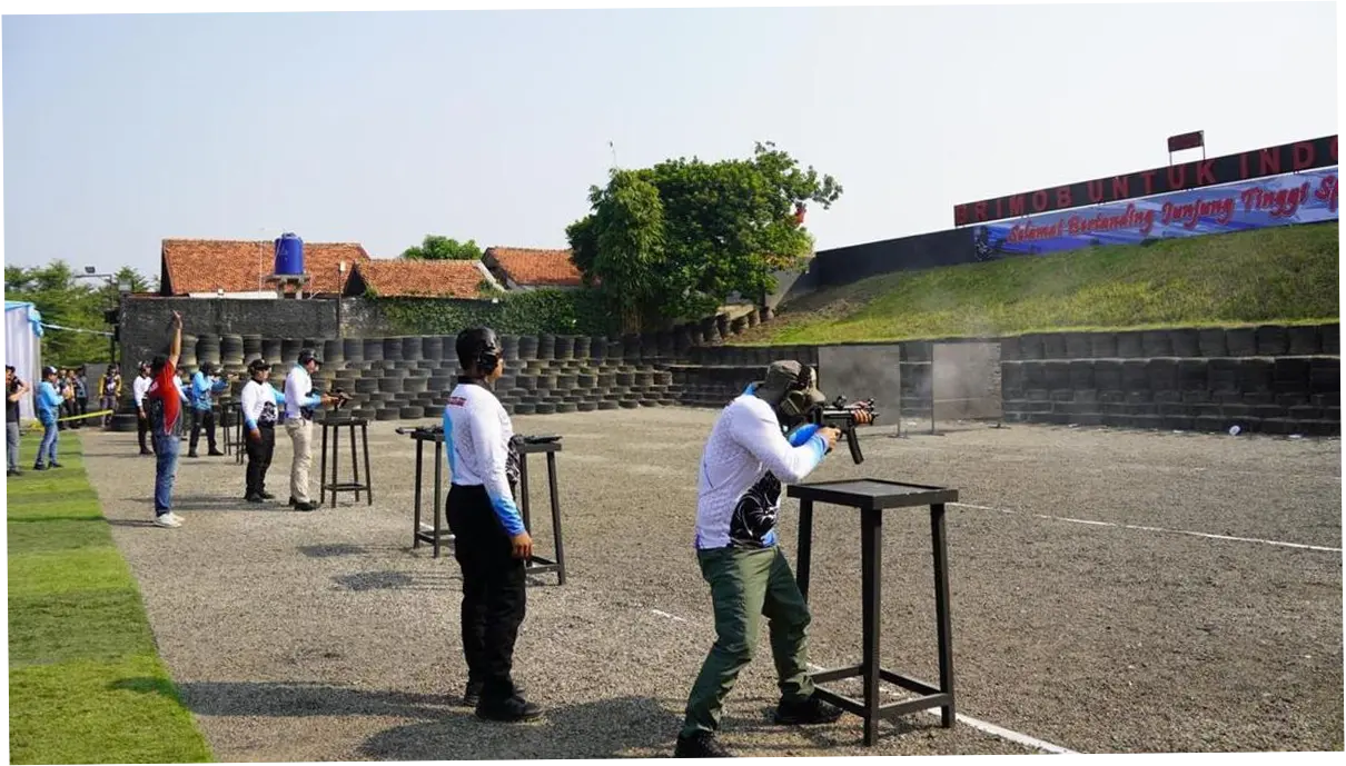 Polda Metro Gelar Lomba Menembak Kapolda Cup Sambut Hari Bhayangkara ke-80