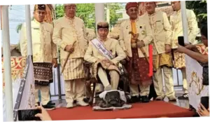 Prosesi Adat Jokowi Injak Kepala Kerbau: Reaksi PDIP dan Tanggapan PSI