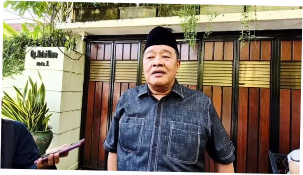 PSI Balas Kritik Hasto PDIP terhadap Jokowi