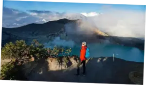 Raline Shah Mengagumi Keindahan Alam Banyuwangi, Terpesona dengan Sunrise di Kawah Ijen
